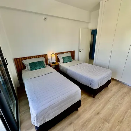 Luxury 2 Bedroom With 2 Balconys And Seaview