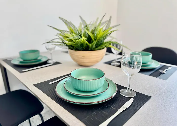 Luxury 2 Bedroom With 2 Balconys And Seaview * Paphos