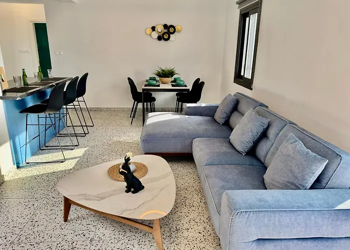 Luxury 2 Bedroom With 2 Balconys And Seaview Lägenhet *