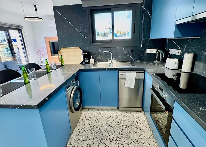 Luxury 2 Bedroom With 2 Balconys And Seaview Lägenhet