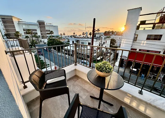 Luxury 2 Bedroom With 2 Balconys And Seaview *